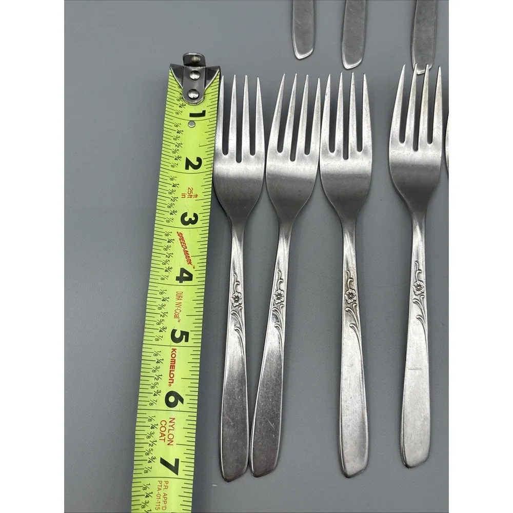 Vintage Oneida Spice Pattern 21 Pc Flatware Floral Fork Spoon Butter‎ Knife
